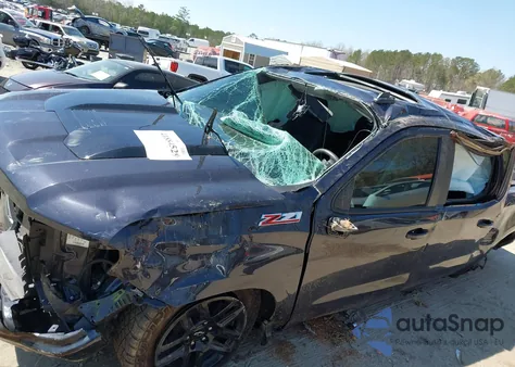 2024 Chevrolet Silverado 1500 4Wd Short Bed Lt Trail Boss from USA, damaged, VIN 3GCUDFED0RG135010